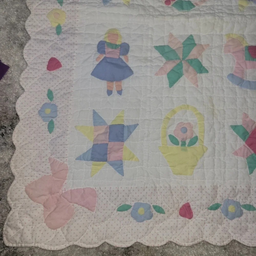 Vtg Handmade Amish Baby Quilt Blanket Irish Chain 8 Point Star Flower Basket
